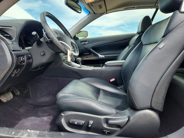 2013 LEXUS IS