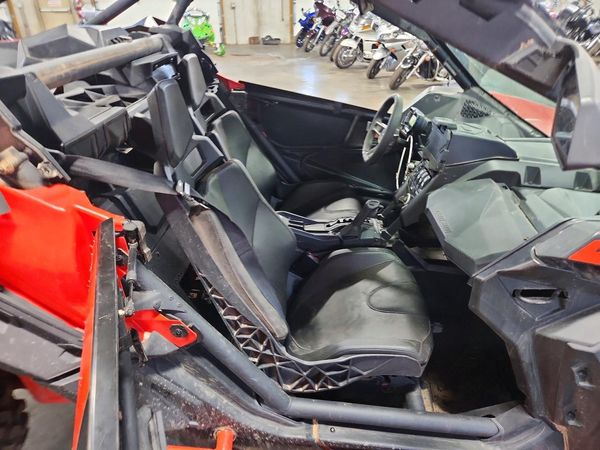 2022 CAN-AM MAVERICK