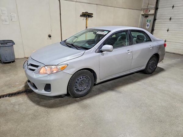2012 TOYOTA COROLLA
