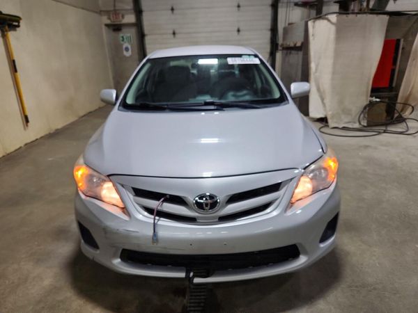 2012 TOYOTA COROLLA