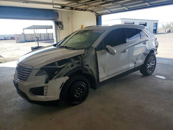 2018 CADILLAC XT5