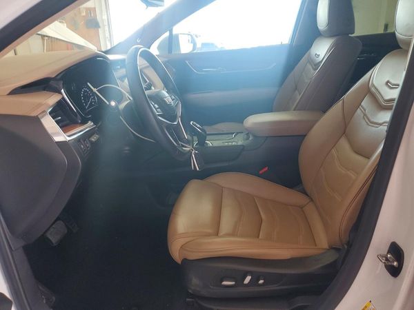 2018 CADILLAC XT5 Platinum