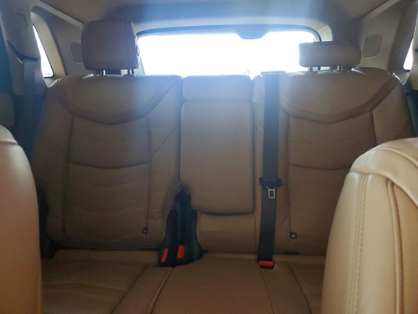 2018 CADILLAC XT5 Platinum