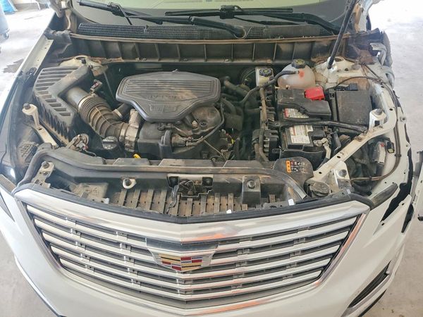 2018 CADILLAC XT5 Platinum
