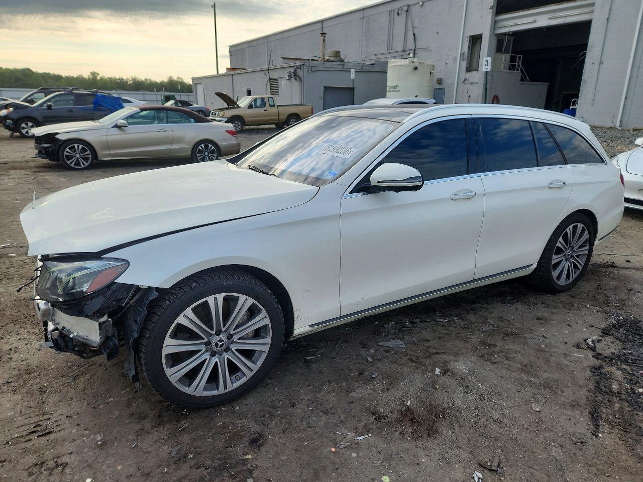 2019 MERCEDES-BENZ E — Front 3/4