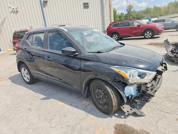 2019 NISSAN KICKS
