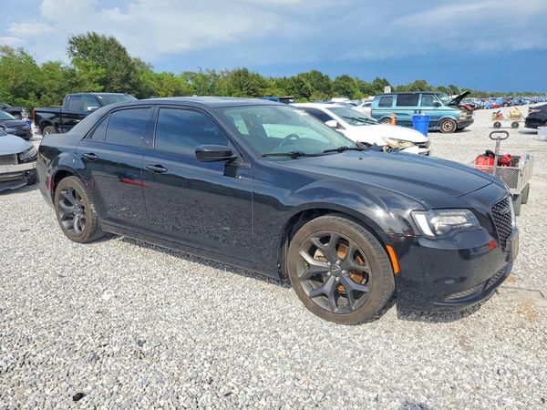 2021 CHRYSLER 300