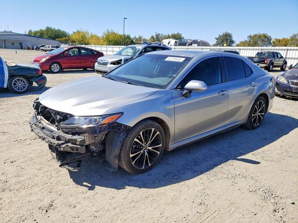 2019 TOYOTA CAMRY