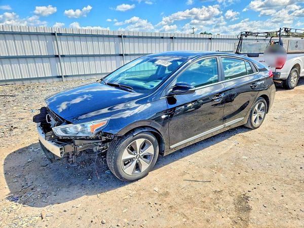 2019 HYUNDAI IONIQ — Front 3/4