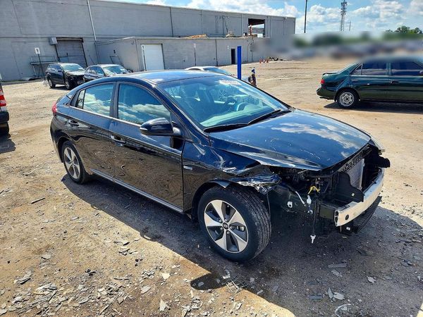 2019 HYUNDAI IONIQ — Passenger 3/4