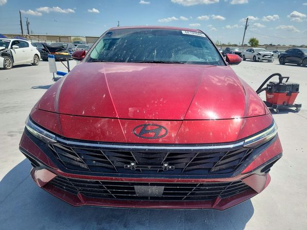 2024 HYUNDAI ELANTRA