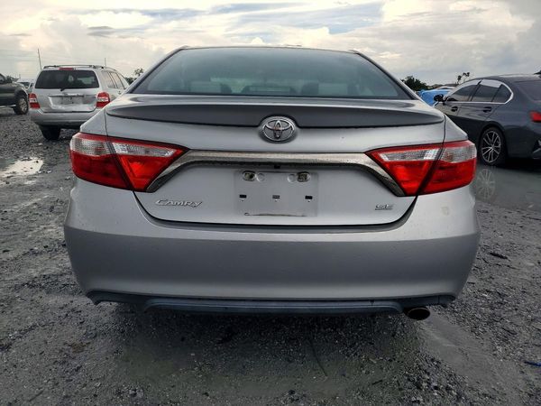 2015 TOYOTA CAMRY