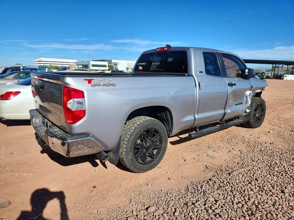 2020 TOYOTA TUNDRA