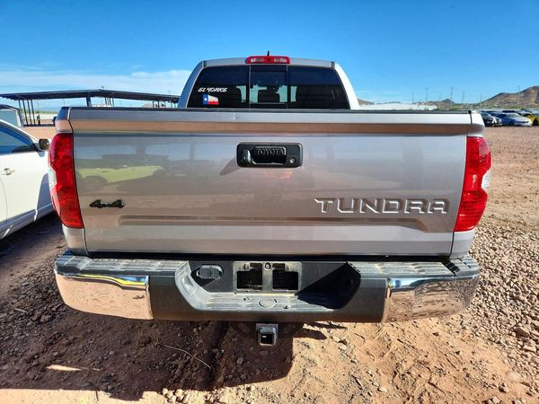 2020 TOYOTA TUNDRA