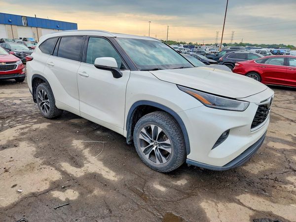 2021 TOYOTA HIGHLANDER