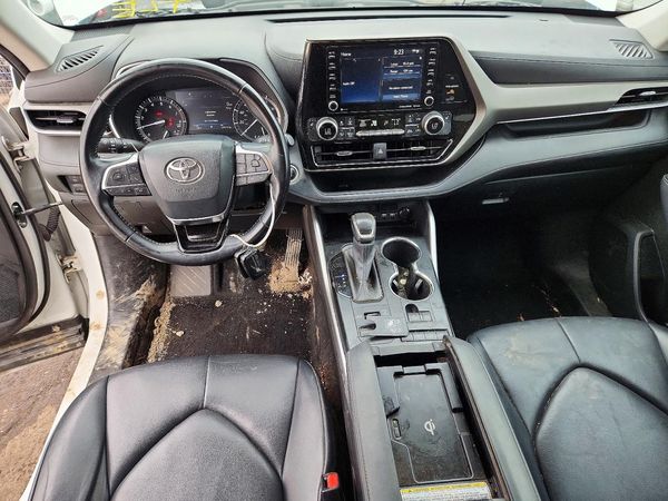 2021 TOYOTA HIGHLANDER