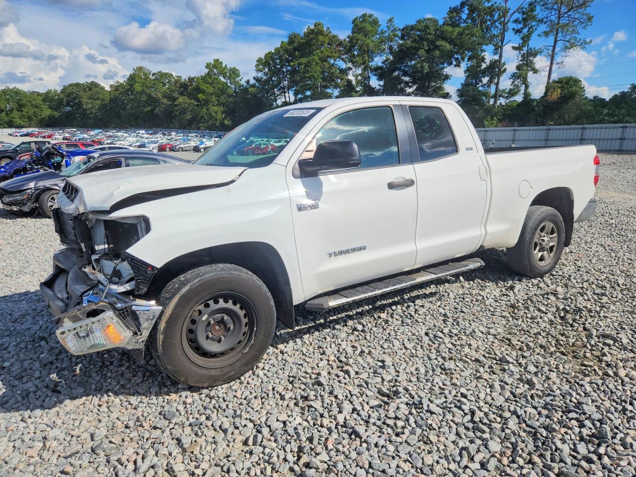 2017 TOYOTA TUNDRA SR/SR5