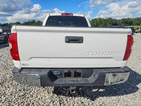 2017 TOYOTA TUNDRA SR/SR5