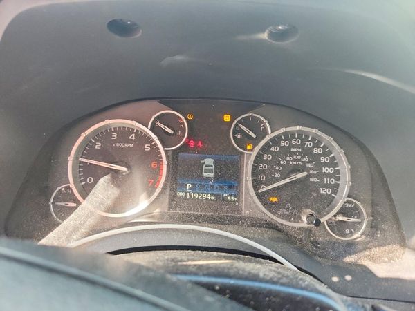 2017 TOYOTA TUNDRA SR/SR5