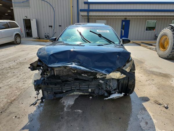 2015 TOYOTA CAMRY — DIRF