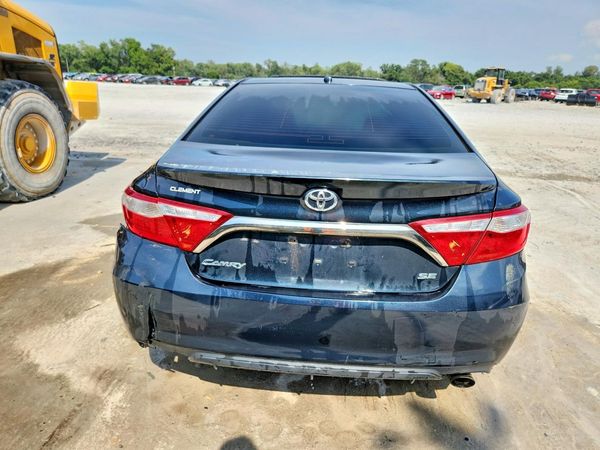 2015 TOYOTA CAMRY — DIRR