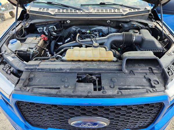 2020 FORD F150 — Engine bay
