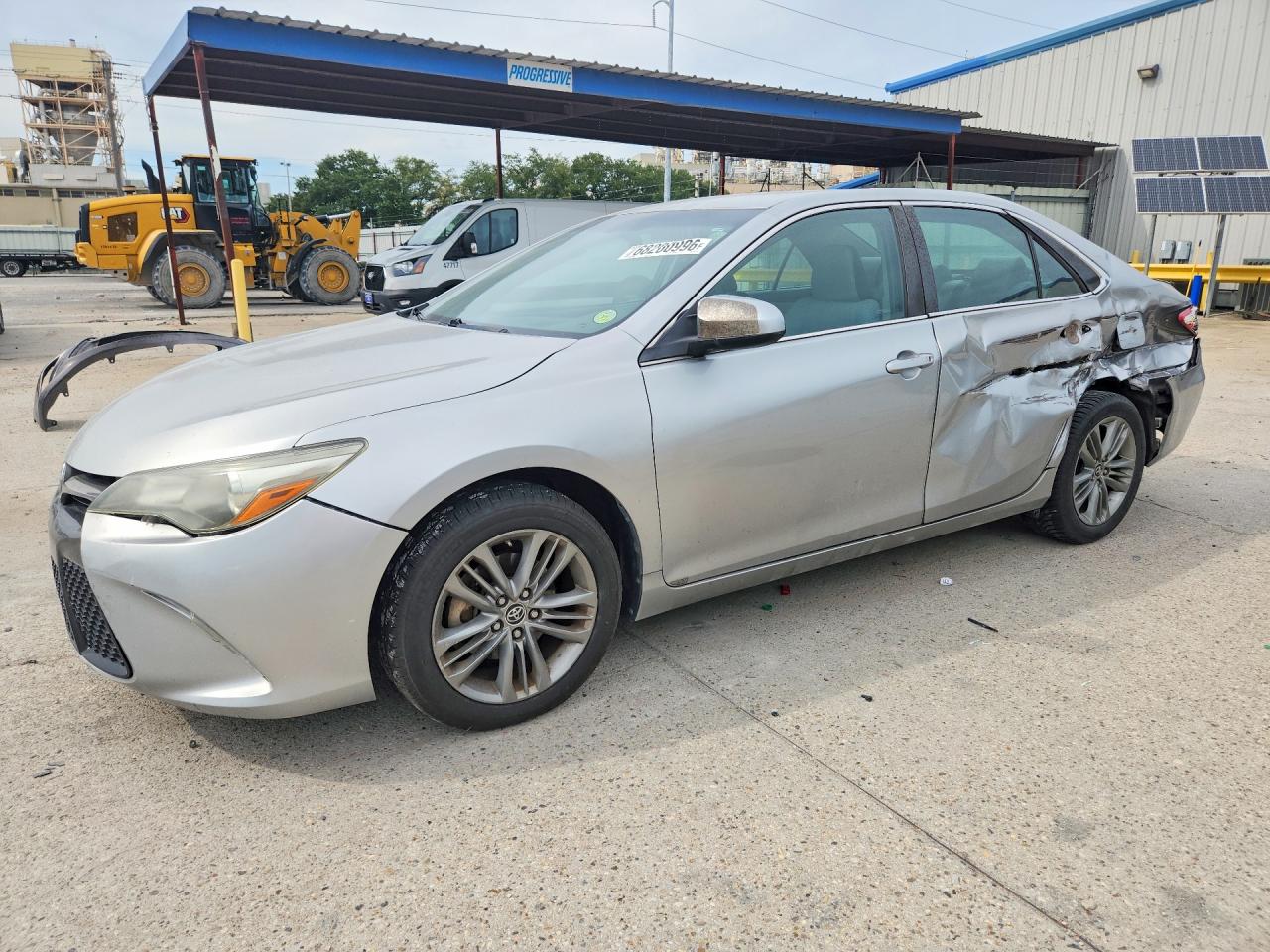 2015 TOYOTA CAMRY