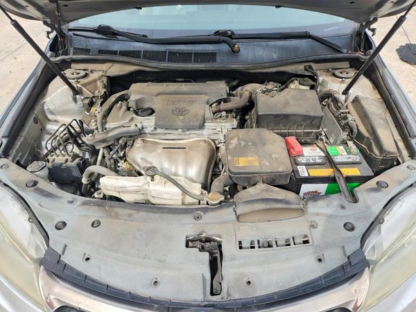 2015 TOYOTA CAMRY