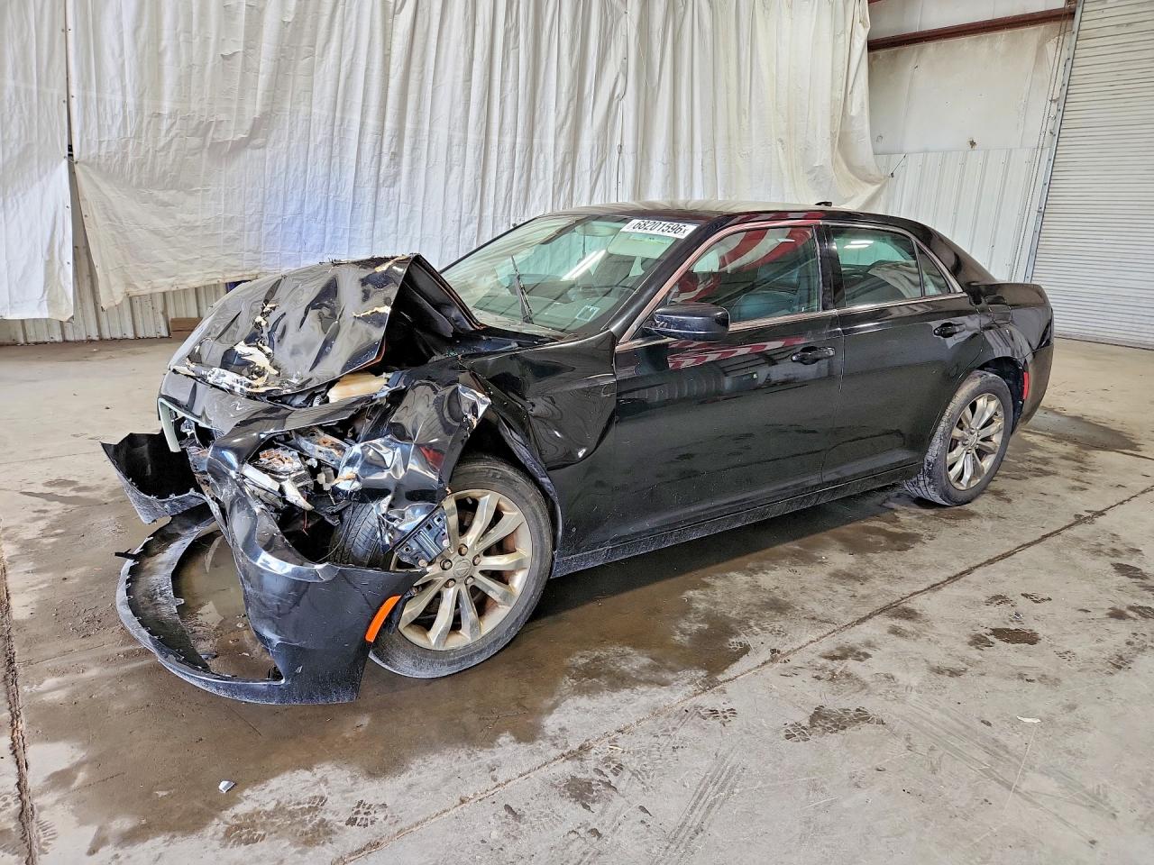 2016 CHRYSLER 300