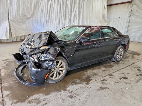 2016 CHRYSLER 300