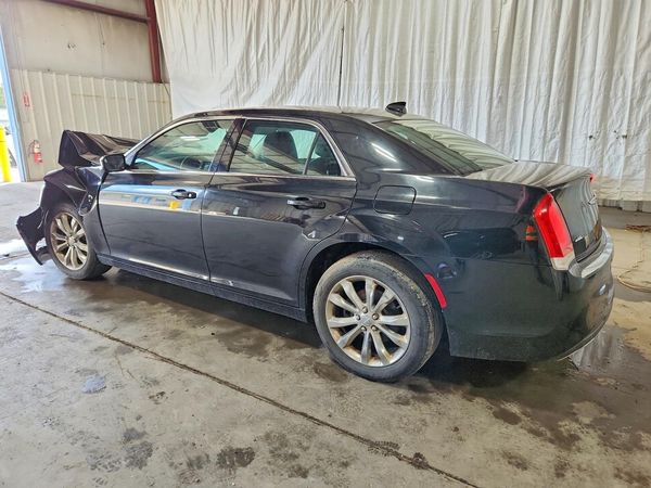 2016 CHRYSLER 300