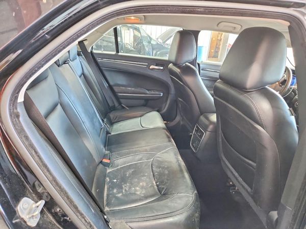 2016 CHRYSLER 300