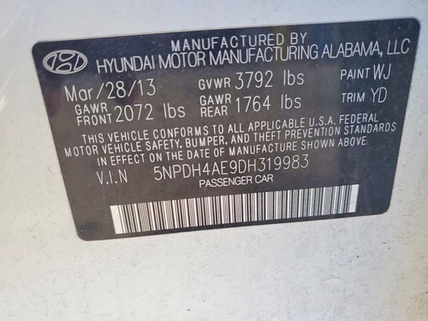 2013 HYUNDAI ELANTRA