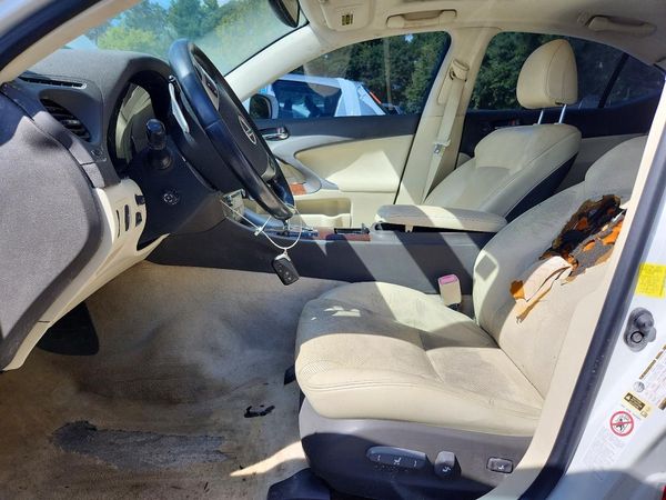 2012 LEXUS IS