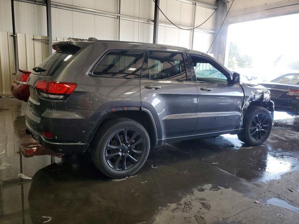 2020 JEEP CHEROKEE Laredo