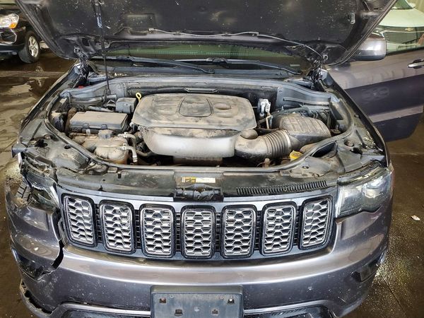 2020 JEEP CHEROKEE Laredo
