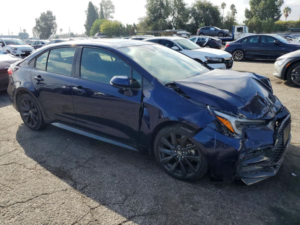2024 TOYOTA COROLLA — Passenger 3/4