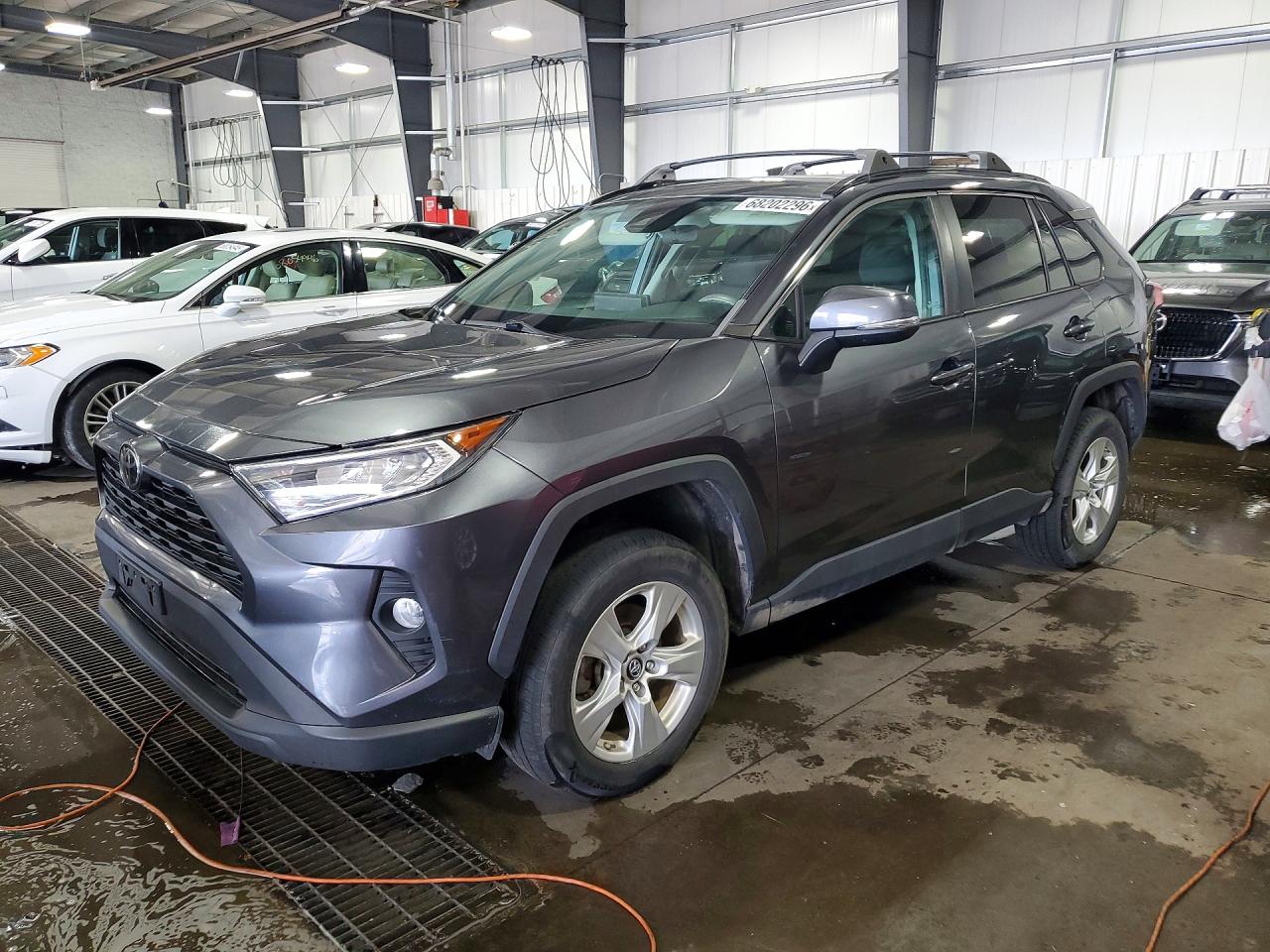 2019 TOYOTA RAV4 XLE / XLE Premium 4WD