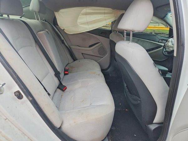 2014 KIA OPTIMA 2.4 LX STD/Conv