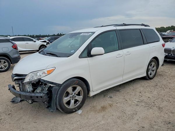 2020 TOYOTA SIENNA
