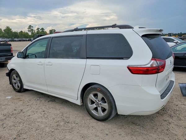 2020 TOYOTA SIENNA E grade