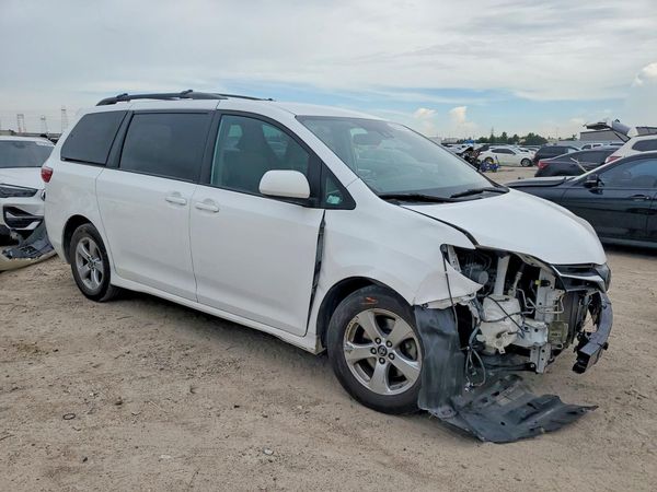 2020 TOYOTA SIENNA E grade