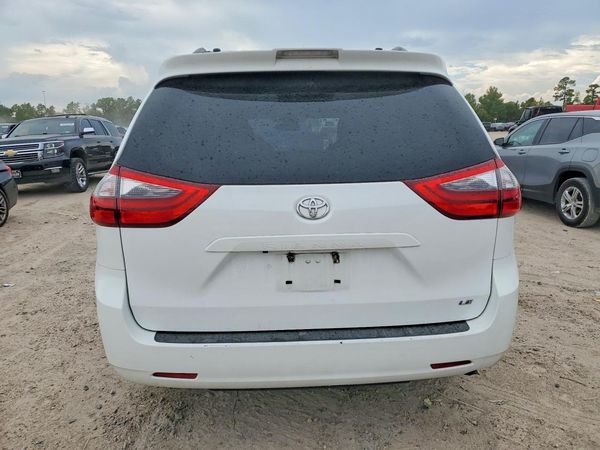 2020 TOYOTA SIENNA E grade