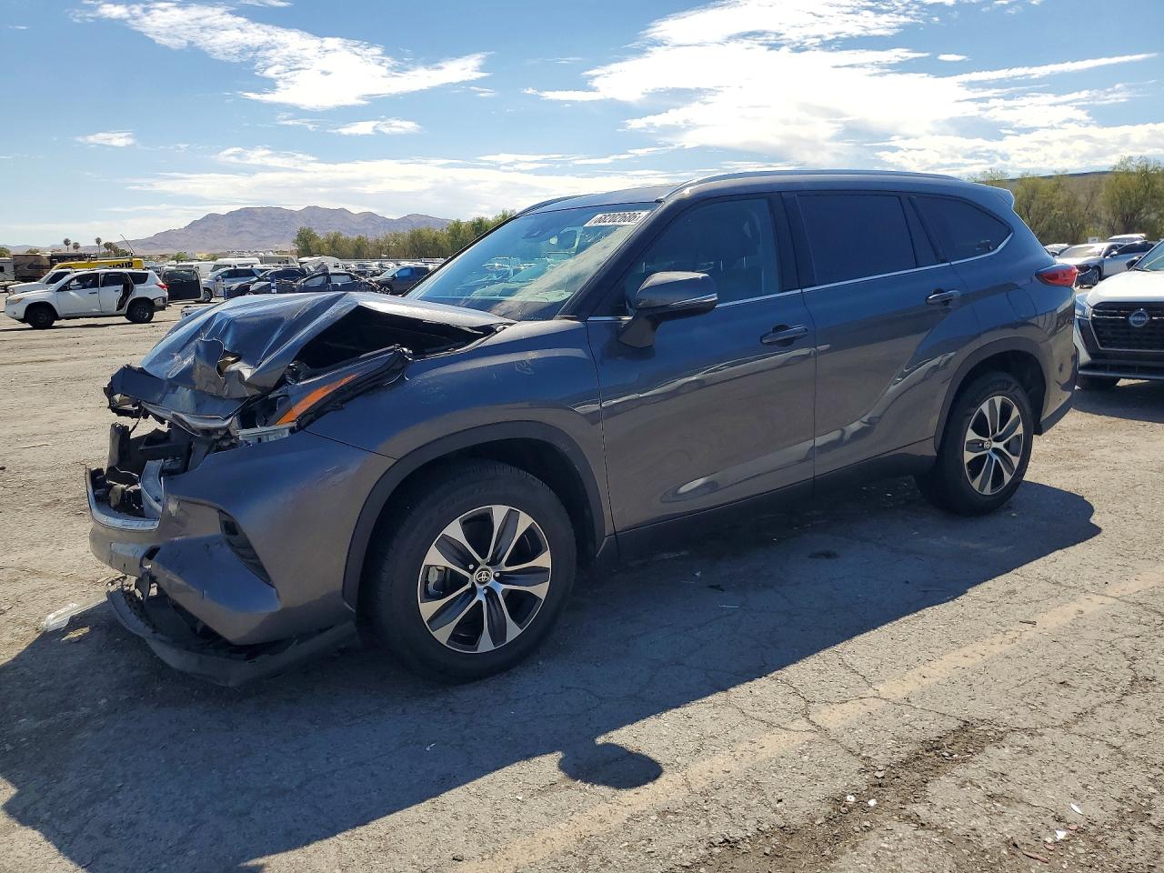 2021 TOYOTA HIGHLANDER