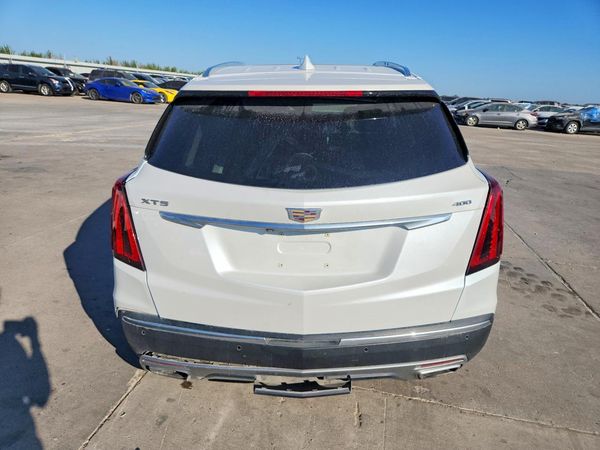 2020 CADILLAC XT5