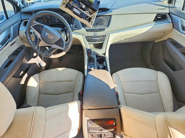 2020 CADILLAC XT5