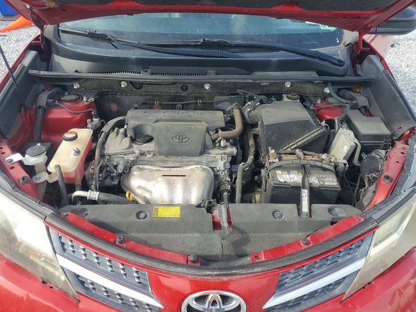 2014 TOYOTA RAV4 Standard — Engine bay