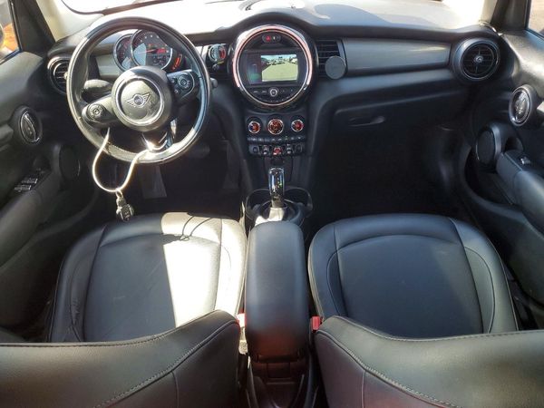 2020 MINI COOPER