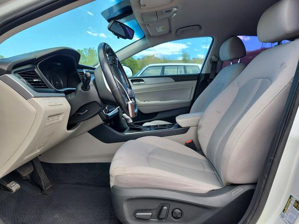 2019 HYUNDAI SONATA