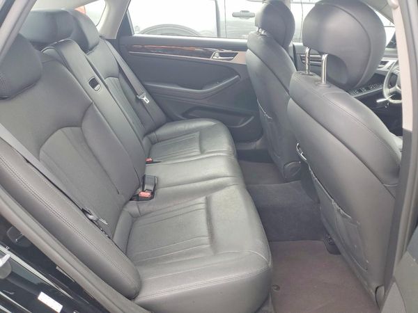 2017 GENESIS G80